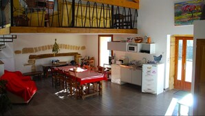 包含每日自助早餐