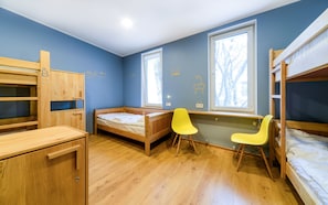 Shared Dormitory, Mixed Dorm (7 guests) | Premium bedding, down comforters, pillowtop beds, in-room safe - Friday Hostel (Odesa)