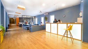 Reception - Friday Hostel (Odesa)