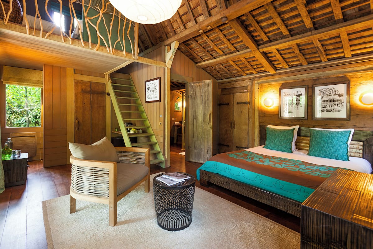 Traditional Cottage | 1 bedroom, minibar, individually decorated, blackout drapes