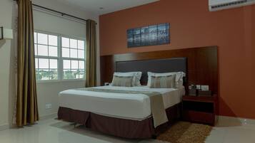 Deluxe Room, 1 King Bed