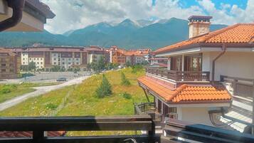 Luxury Apartment, 2 Bedrooms, Balcony | Terrace/patio