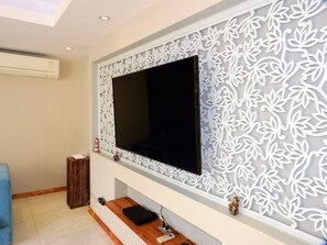 Superior Villa with Private Pool | Room amenity - The Summer Villa (Koh Samui)