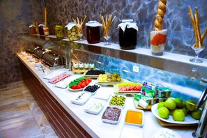 Dagelijks ontbijtbuffet (toeslag)