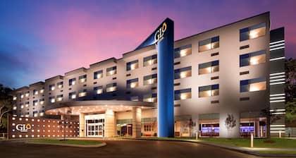 GLō Best Western Nashville Airport