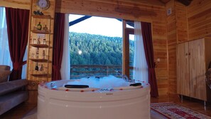 Jetted bathtub - Abant Kartal Yuvasi Hotel (Bolu)