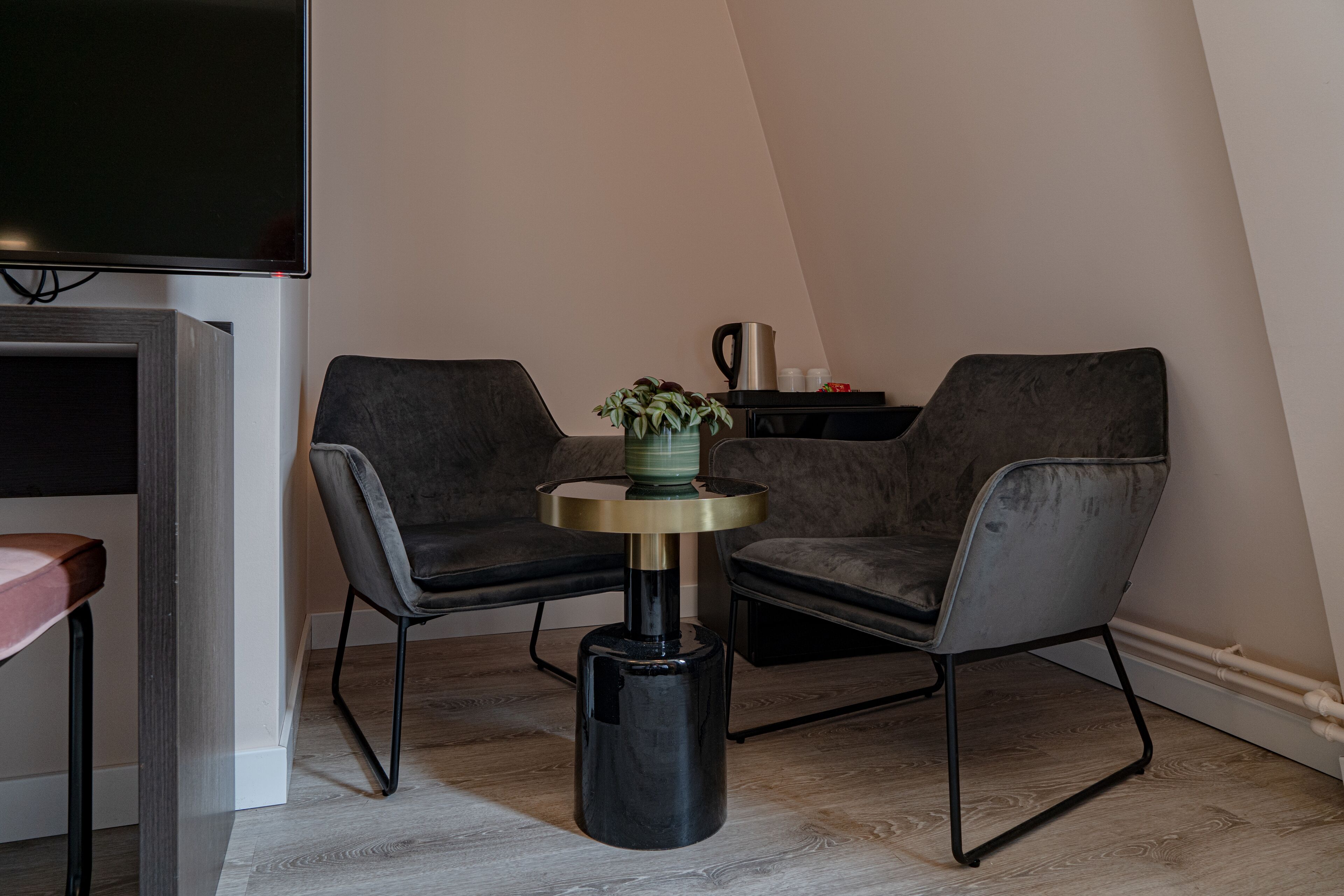 Superior-Doppelzimmer | Schreibtisch, Verdunkelungsvorhänge, kostenloses WLAN, Bettwäsche