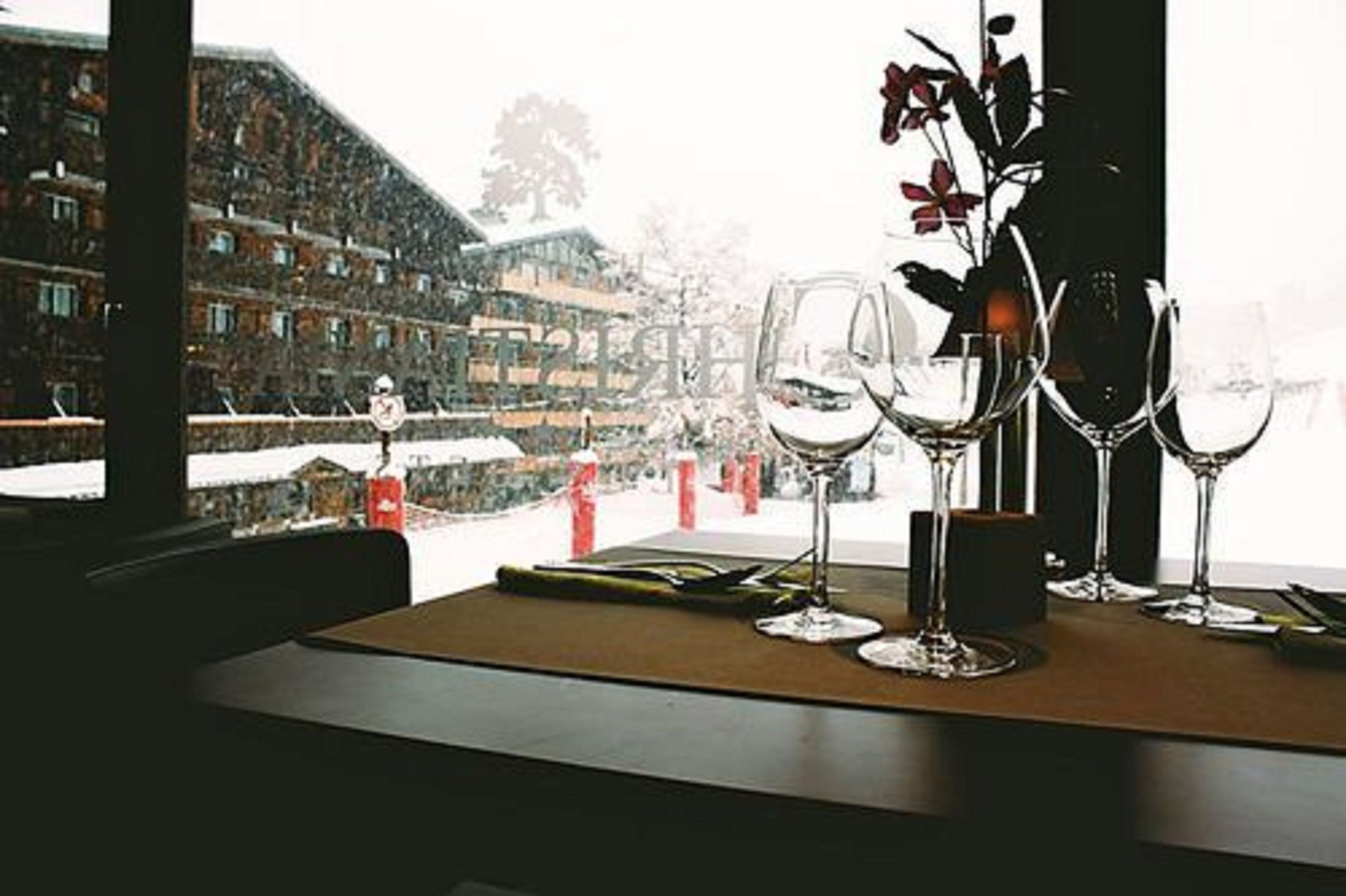 breakfast, lunch, dinner served; regional cuisine