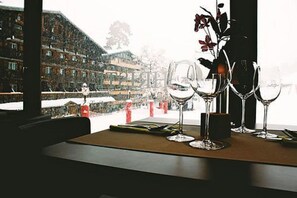 Breakfast, lunch, dinner served; Regional cuisine  - Hotel Christiania (Les Gets)