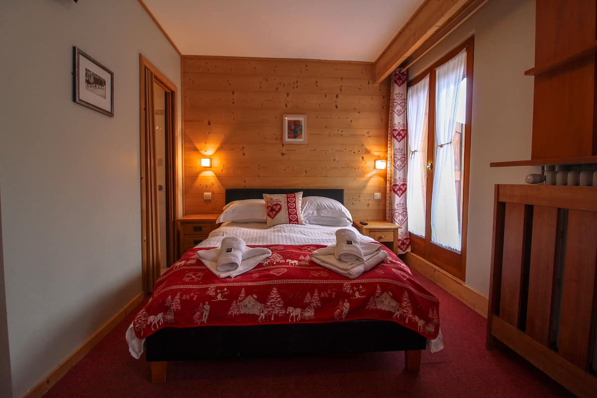 Standaard tweepersoonskamer | Lakens van Egyptisch katoen, luxe beddengoed, individueel gedecoreerd