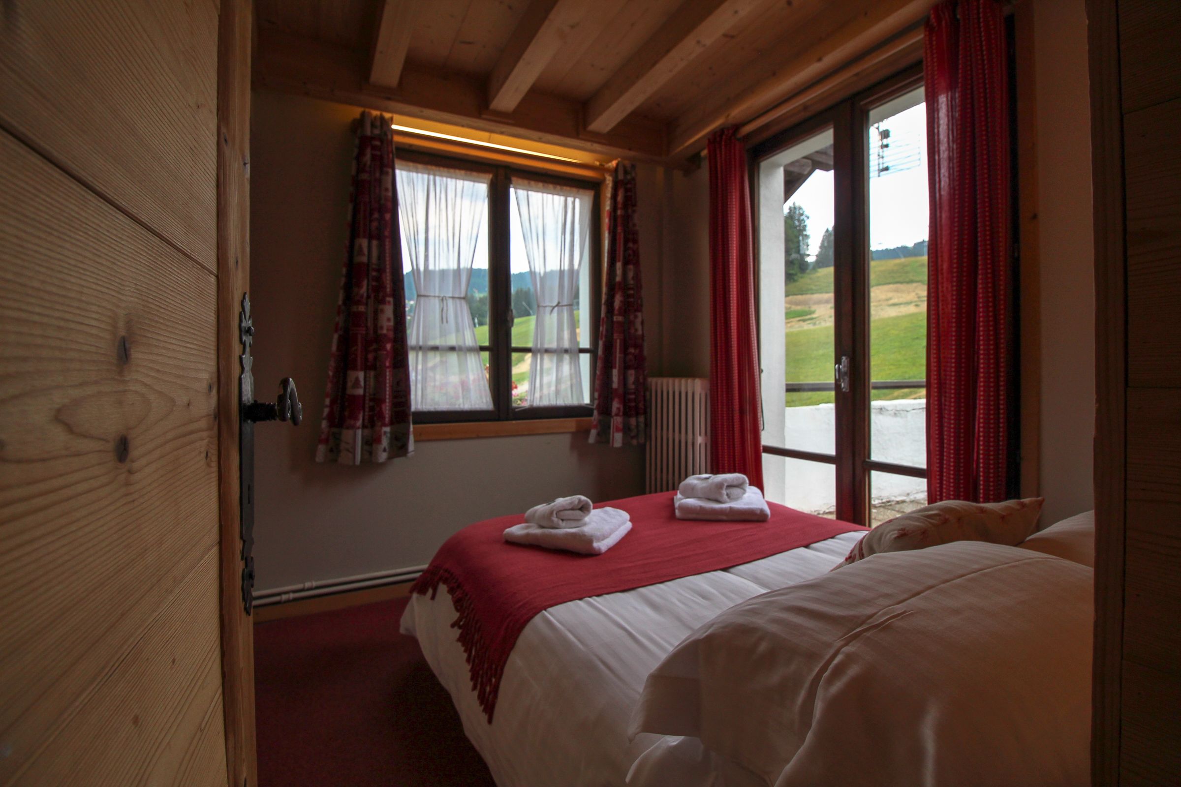 twin room, balcony | egyptian cotton sheets, premium bedding, individually decorated