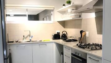 Standard Apartment, 2 Bedrooms | Private kitchen