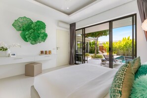 3 habitaciones, caja de seguridad en la habitación y escritorio 