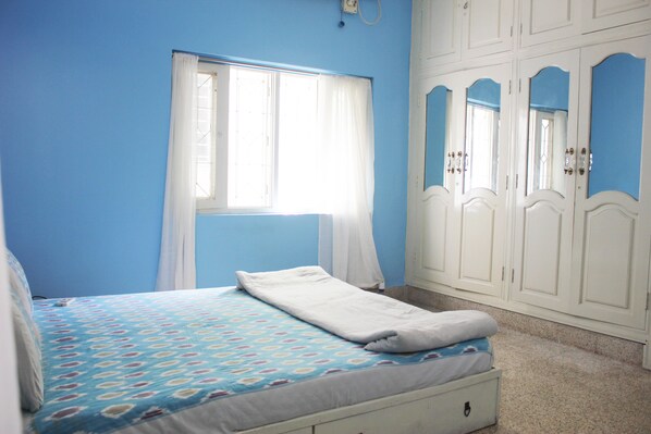 Traditional Room, 1 Double Bed | Blackout curtains, rollaway beds, free WiFi, bed sheets