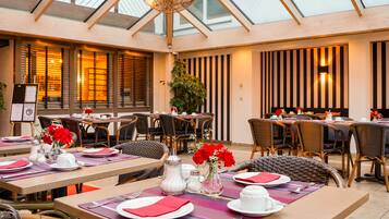 Daily buffet breakfast (EUR 10 per person)