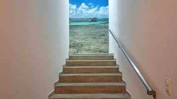 Handrails in stairways