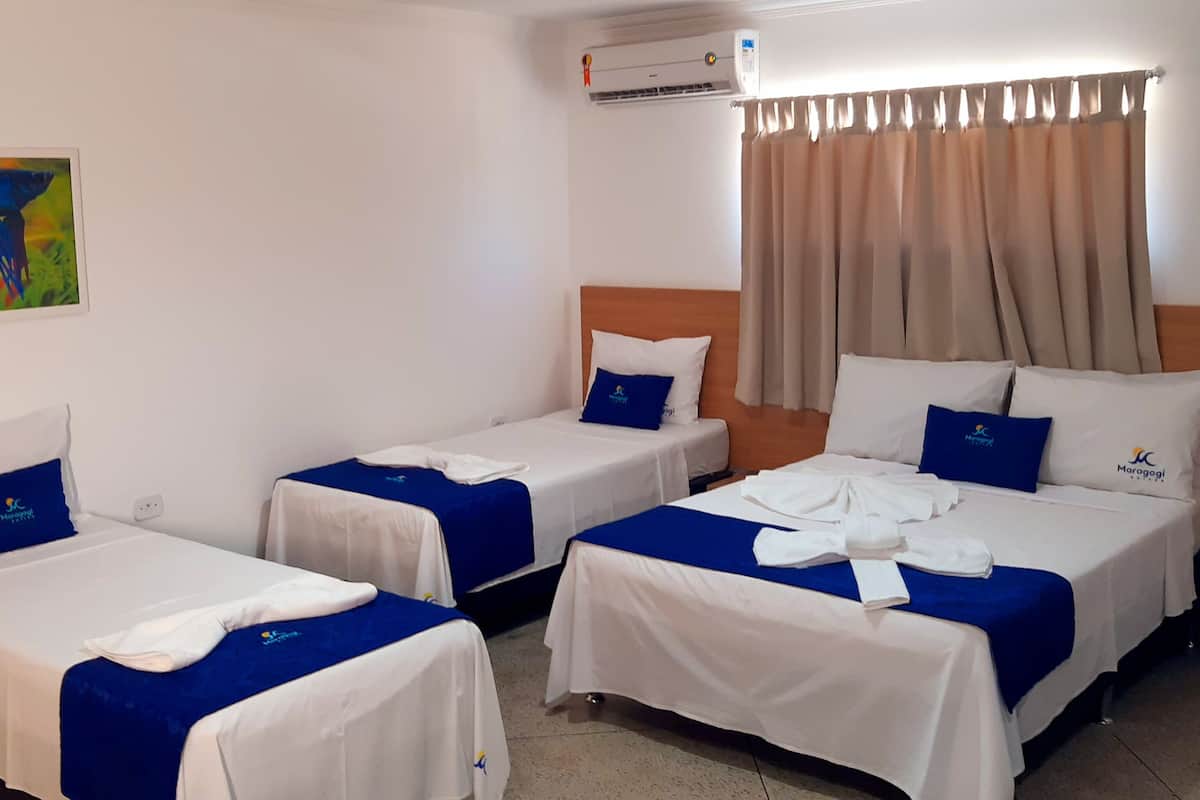 Quadruple Room | Minibar, desk, iron/ironing board, free WiFi