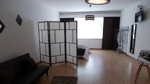 City Studio (   I   ) | Living area | Flat-screen TV - Aliados In (Porto)