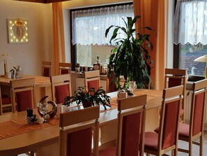 Dineren