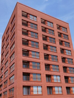 Exterior - THE FLAG Oskar M. (Frankfurt)