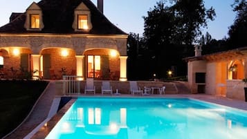 Piscina stagionale all'aperto