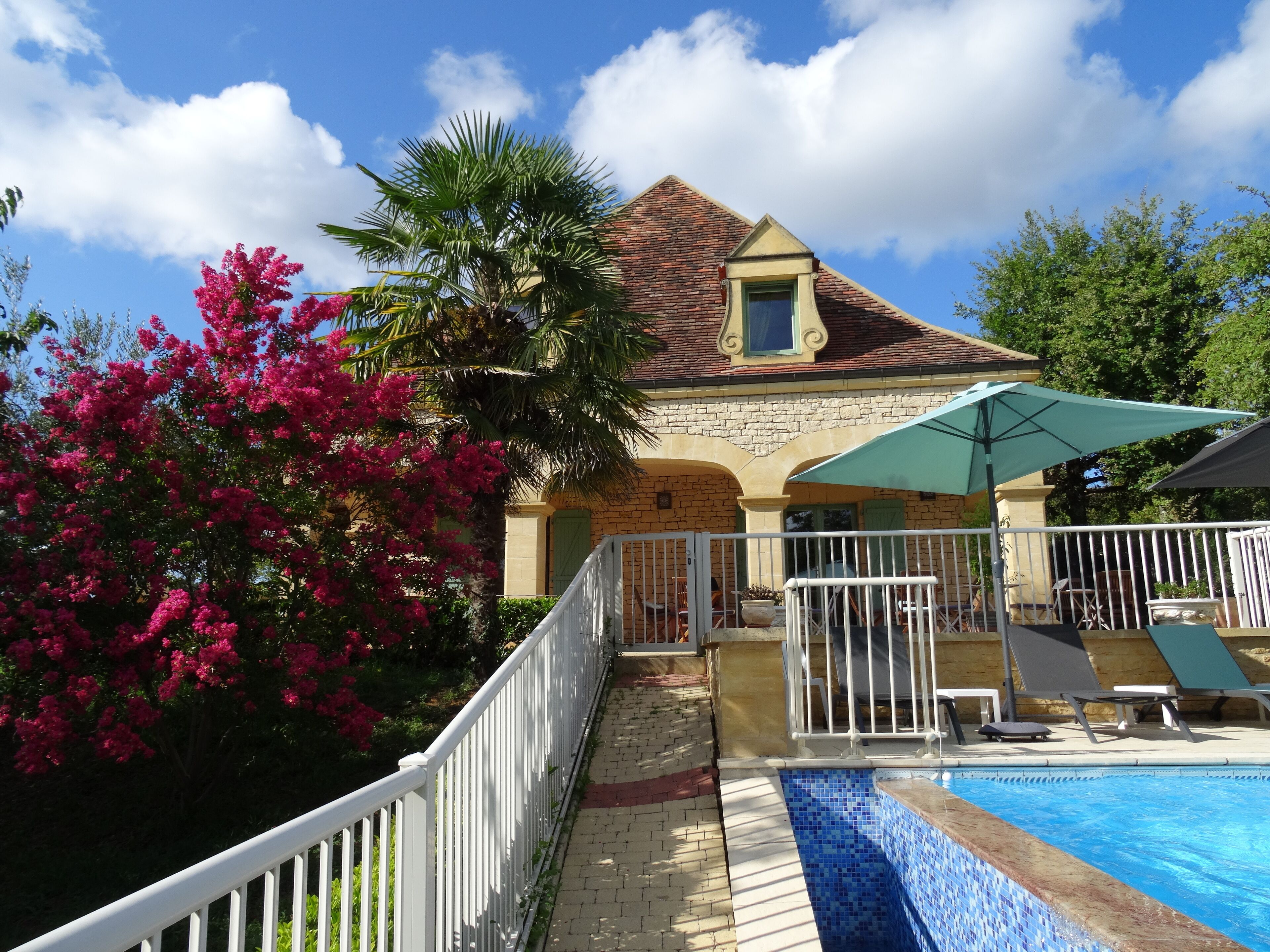 Photo - Hôtel Bon Encontre