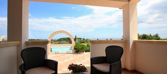 บีแอนด์บี ไฮบิสคัส