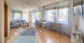 Comfort Apartment, Non Smoking | Living area