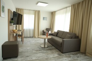 Living area - Kemnater Hof Apartments SELF-CHECK-IN (Ostfildern)