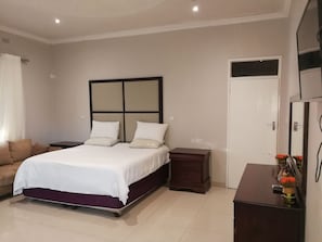 Standard Double Room | In-room safe, soundproofing, free WiFi