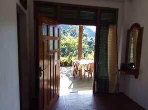 Interior entrance - Nature's Rest (Ella)