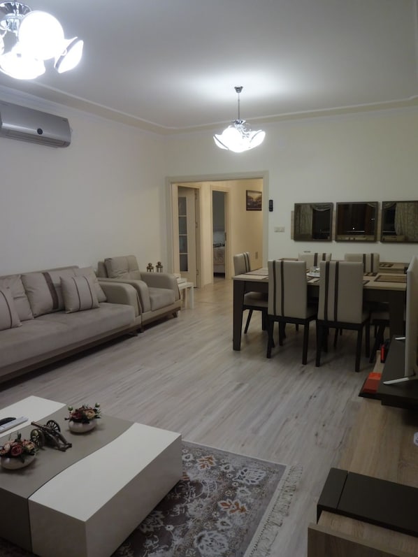 Family Apartment | Living room