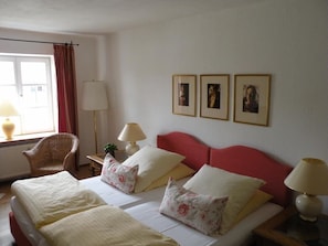 Double Room | Free WiFi - Alte Posthalterei Zorneding (Zorneding)