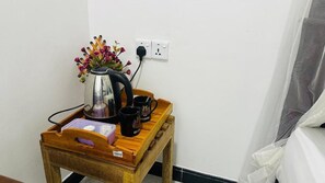 Deluxe Double Room | Desk, soundproofing, iron/ironing board, free WiFi - Sigiriya Danu homestay (Sigiriya)