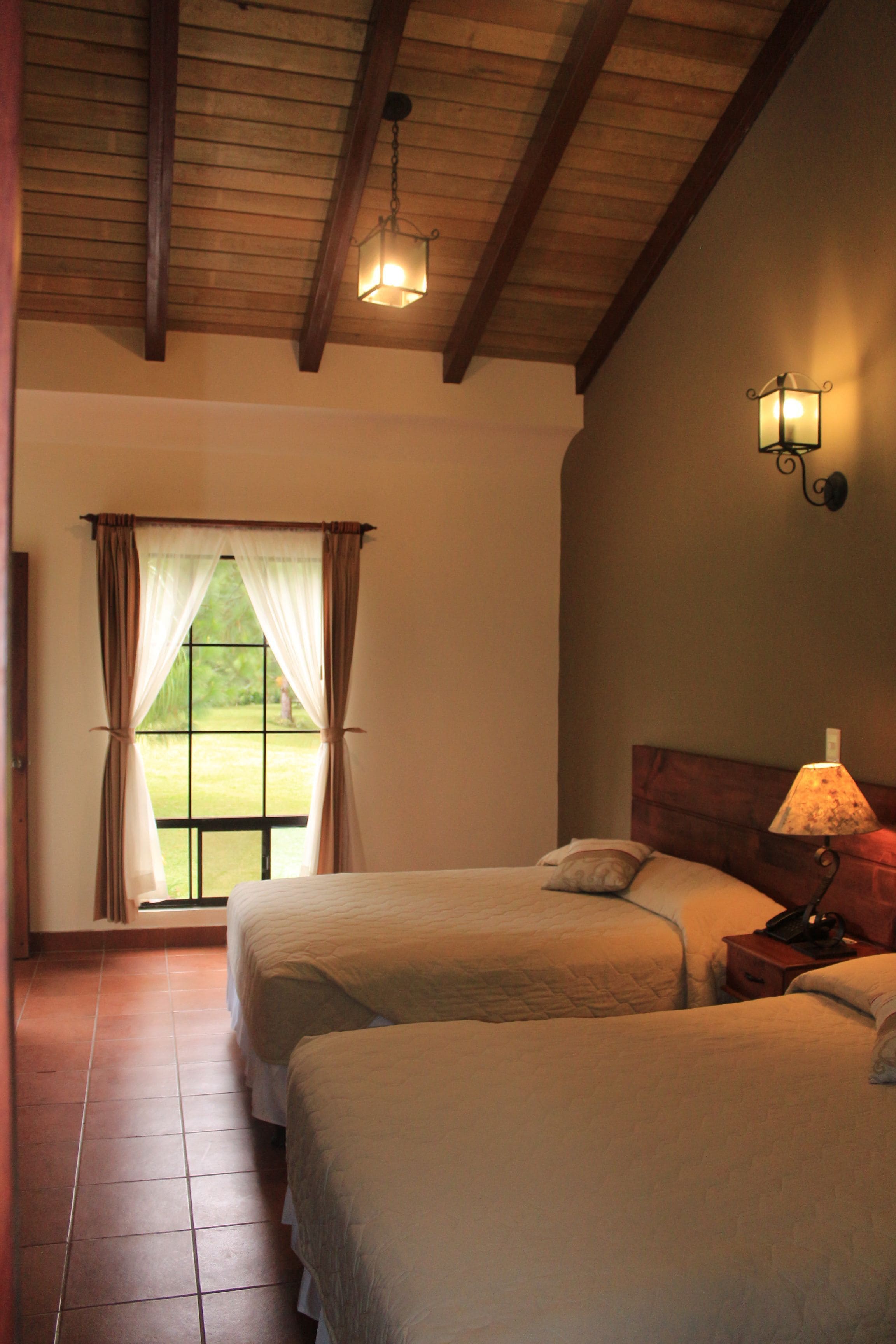 comfort double room, 2 double beds, non smoking, garden view | desk, free wifi, bed sheets