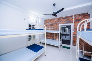 共用宿舍, 男女混合宿舍 (Bed in 6-Bed) | 免費無線上網