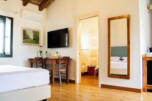 高级房 | 高档床上用品、羽绒被、迷你吧、客房内保险箱