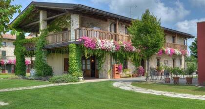 Alloggio Agrituristico Albafiorita