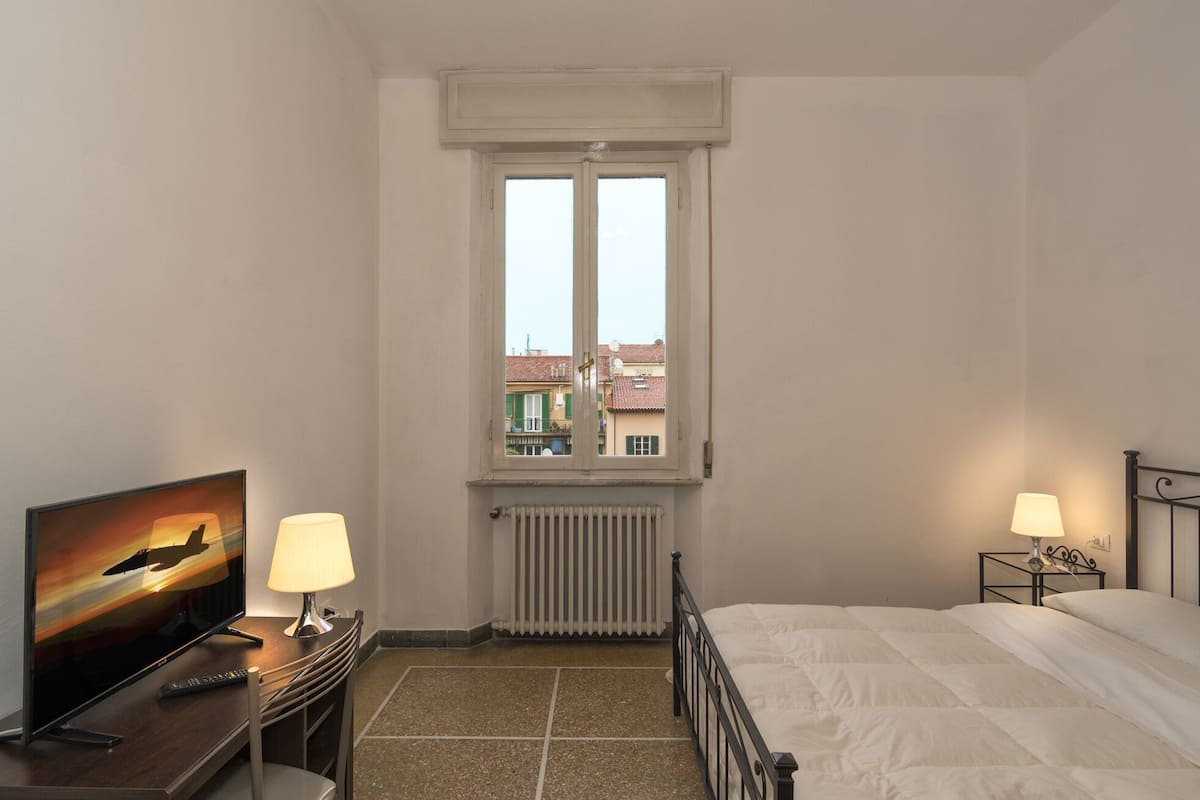 Habitación doble, baño compartido | Wifi gratis y ropa de cama
