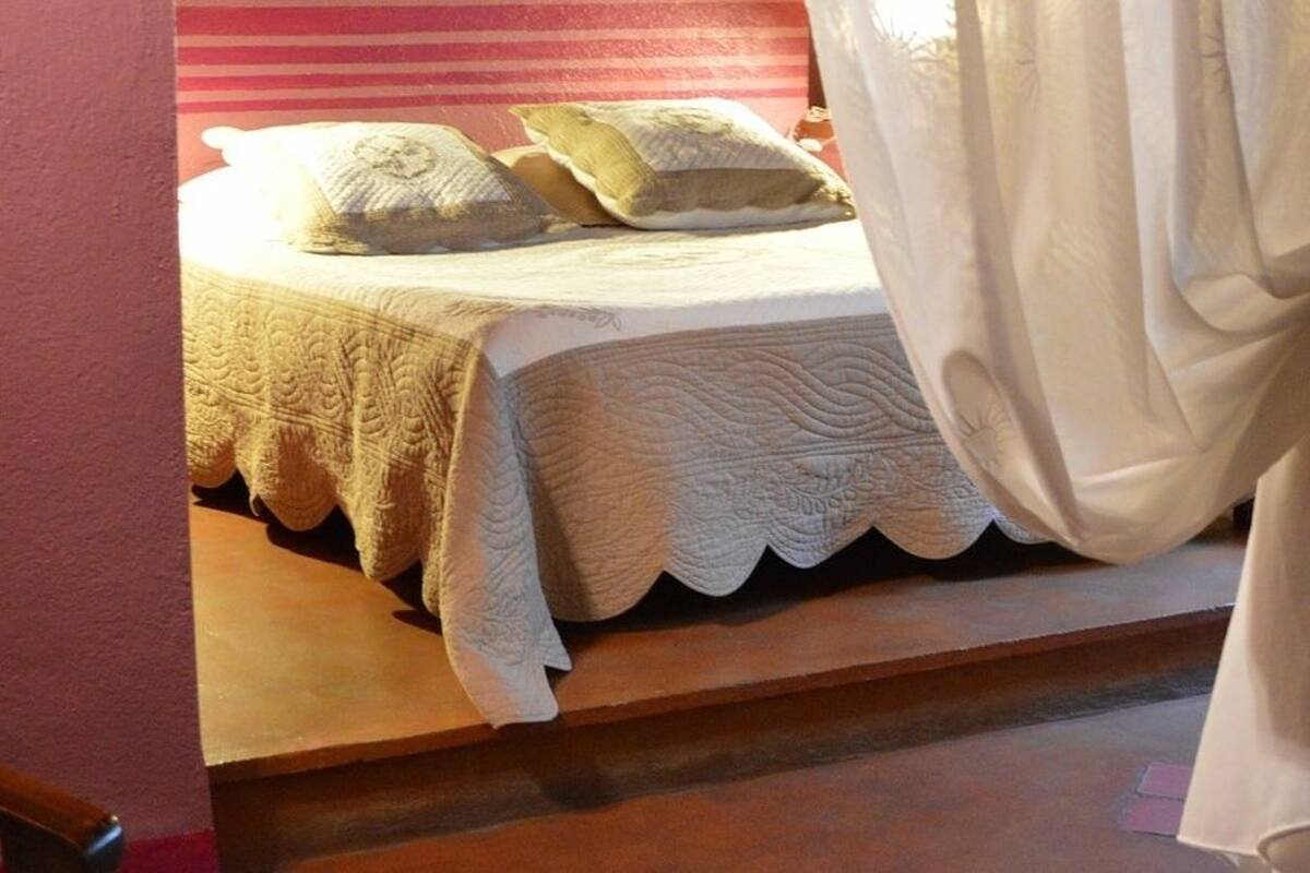 Kamar Double | Meja kerja, tempat tidur bayi gratis, dan tempat tidur lipat/tambahan