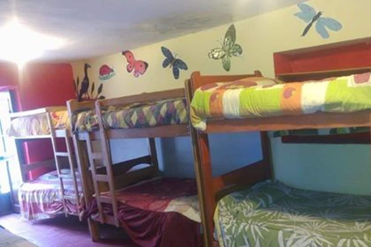 Desk, free WiFi, bed sheets