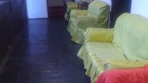Lobby sitting area - Hostel Shlomi (Cusco)