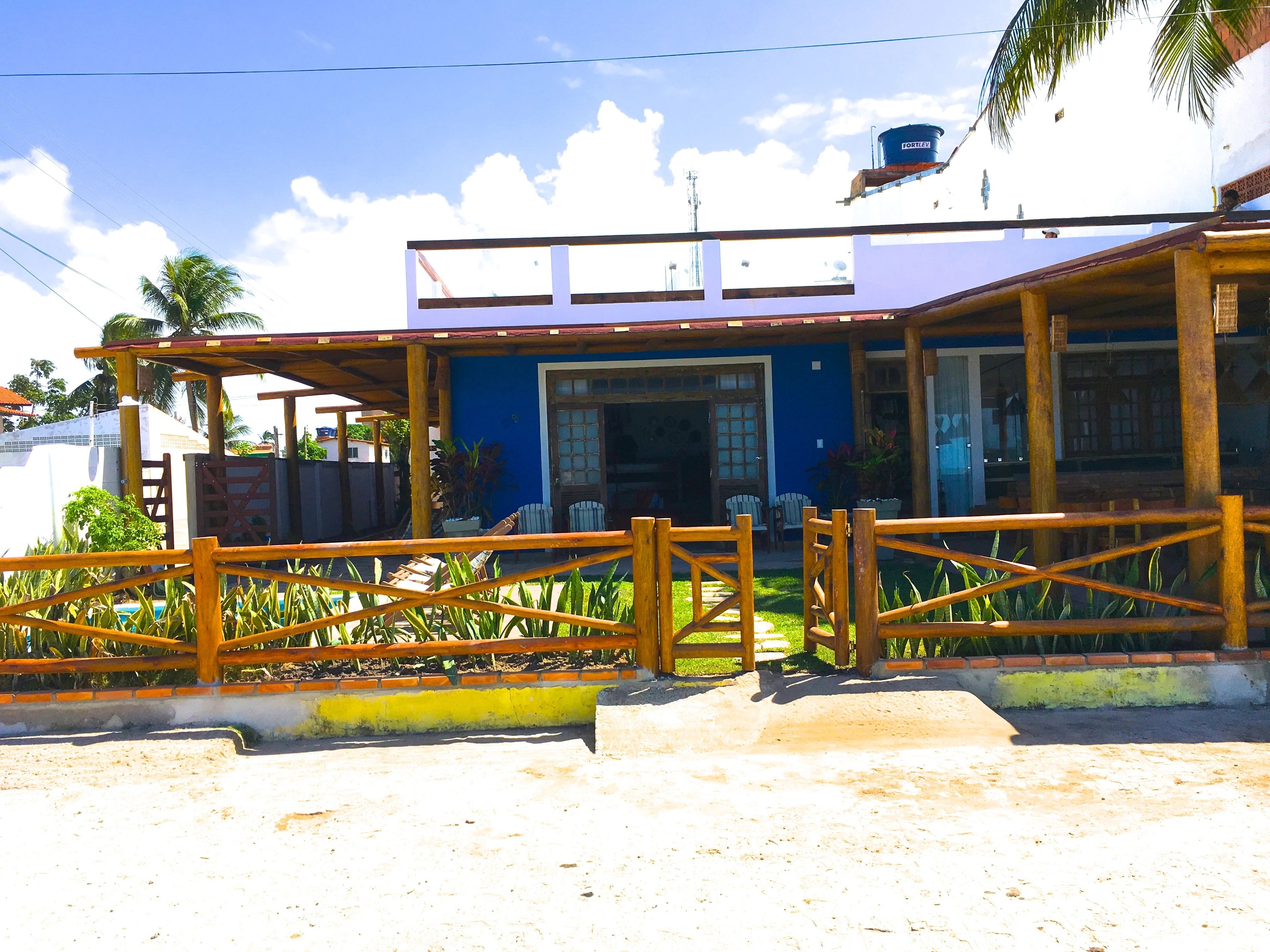 Fachada de la propiedad