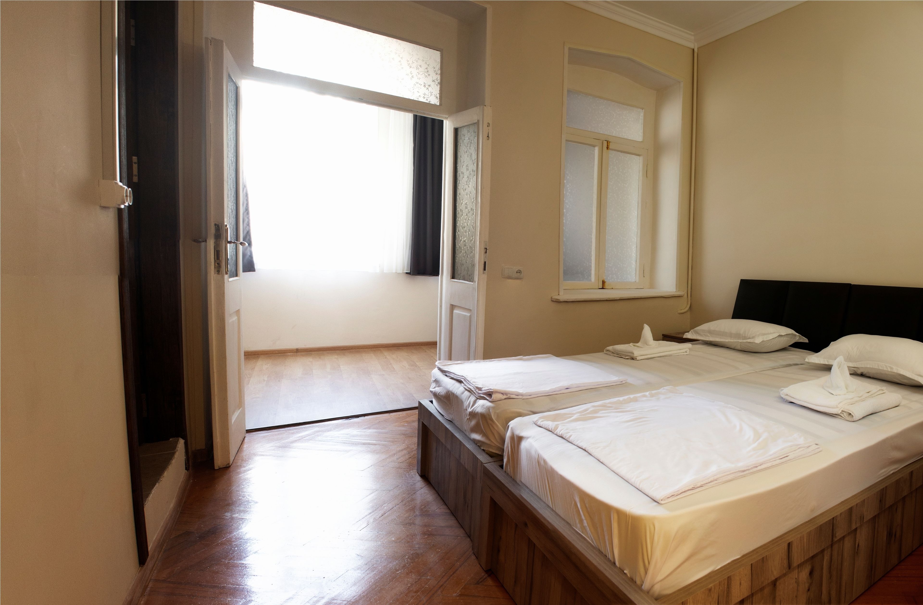 Phòng 4 Superior | 2 phòng ngủ, trang bị nội thất với thiết kế riêng biệt, phòng cách âm 