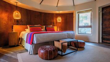 Superior Room | Egyptian cotton sheets, premium bedding, in-room safe