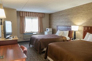 Kahden hengen perushuone (yksi tai kaksi sänkyä), 2 keskisuurta parisänkyä, tupakointi kielletty | Minibaari, yksilöllisesti sisustettu, yksilöllisesti kalustettu