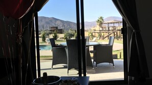 Porch - Cuatro Lunas (Valle de Guadalupe)