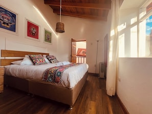 Laptop workspace, free WiFi, bed sheets