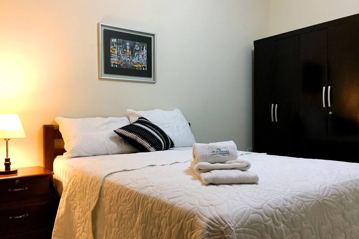 Sábanas de algodón egipcio, ropa de cama de alta calidad y cubrecamas