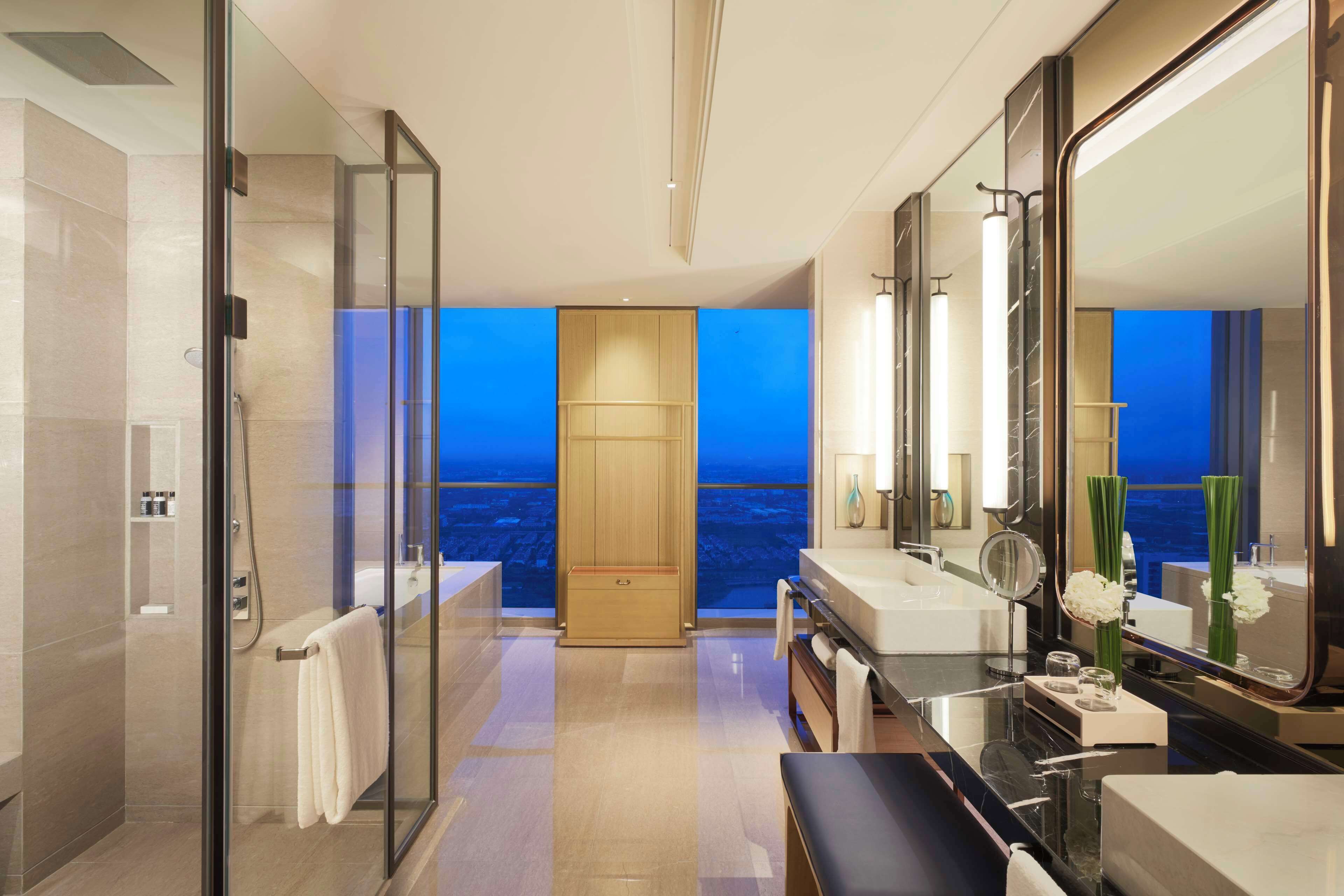 Presidential Suite | Premium bedding, down comforters, minibar, in-room safe